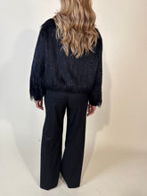 Carica l'immagine nel visualizzatore di Gallery, Bomber con frange I Black
