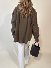 Load image into Gallery viewer, Camicia Oliva
