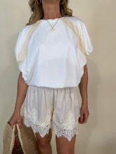 Carica l'immagine nel visualizzatore di Gallery, Shorts Pizzo
