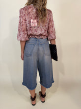 Carica l'immagine nel visualizzatore di Gallery, Bermuda Carola | Denim
