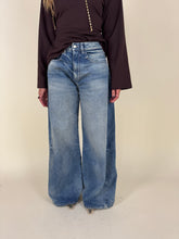 Carica l'immagine nel visualizzatore di Gallery, Denim Cami | Over Balloon
