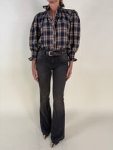 Carica l'immagine nel visualizzatore di Gallery, Denim Giselle Flare
