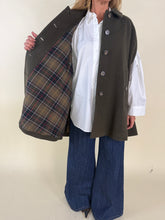 Load image into Gallery viewer, Cappottino Army | Gilet | 100% lana
