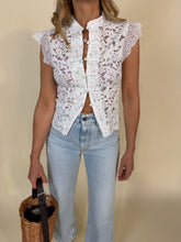 Carica l'immagine nel visualizzatore di Gallery, Top Jacket Pizzo | Alamari.
