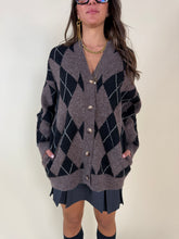Carica l'immagine nel visualizzatore di Gallery, Cardigan Rombi | Black &amp; brown
