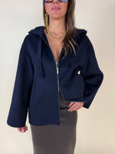Carica l'immagine nel visualizzatore di Gallery, Cappotto con zip blu notte | 50% lana

