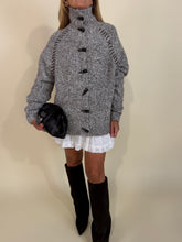 Load image into Gallery viewer, Cardigan Grey | Bottoni

