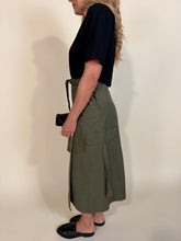 Carica l'immagine nel visualizzatore di Gallery, Gonna Safari | Più colori
