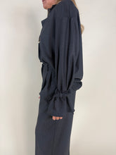 Load image into Gallery viewer, Camicia asphalt | Grigio scuro | Con spallina | Set coordinato
