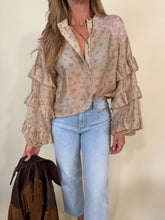 Carica l'immagine nel visualizzatore di Gallery, Camicia Kate | Pizzo &amp; Fiori
