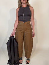 Carica l'immagine nel visualizzatore di Gallery, Pantalone Tabacco | Carpenter

