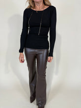 Carica l&#39;immagine nel visualizzatore di Gallery, Maglia Sottogiacca | Più colori | Barchetta
