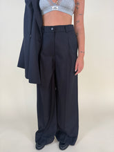 Load image into Gallery viewer, Pantalone gessato Anni I blu
