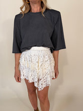 Load image into Gallery viewer, T-shirt Maxi Spalla / Collezione We2 | Washed | Più colori
