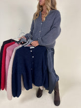 Carica l'immagine nel visualizzatore di Gallery, Cardigan Olivia | 76% mohair | Più colori | BESTSELLER
