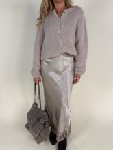 Carica l'immagine nel visualizzatore di Gallery, Gonna in 100% viscosa con pizzo | Più colori
