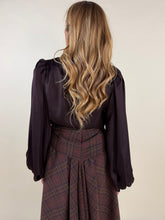 Load image into Gallery viewer, Camicia fondente | Satinata 100% viscosa
