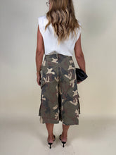 Load image into Gallery viewer, Bermuda Military | Cargo
