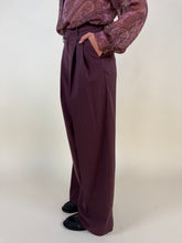 Load image into Gallery viewer, Pantalone Classy | Taglio maschile | Più colori
