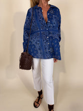 Carica l'immagine nel visualizzatore di Gallery, Camicia Gina | Bandana 100% cotone | Più colori.
