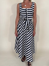 Load image into Gallery viewer, Abito Stripes | Cotone | Più varianti.

