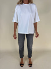 Carica l'immagine nel visualizzatore di Gallery, T shirt Modal I White
