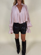 Carica l'immagine nel visualizzatore di Gallery, Camicia Romantic I più colori
