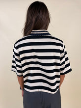 Load image into Gallery viewer, Polo riga e crochet | 50% cotone
