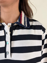 Load image into Gallery viewer, Polo riga e crochet | 50% cotone
