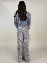 Load image into Gallery viewer, Denim Leo bianco
