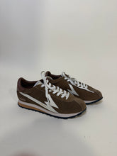 Carica l'immagine nel visualizzatore di Gallery, Sneakers Coffee | Flash | Suede | MOACONCEPT
