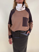 Load image into Gallery viewer, Maglia felpa TRE COLORI

