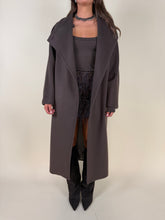 Load image into Gallery viewer, Cappotto Noce maxi lungo | 50% lana
