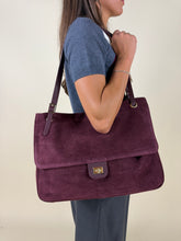 Load image into Gallery viewer, Bag Modello Postina | Suede | Bordeaux
