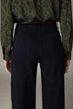 Load image into Gallery viewer, Pantalone Giulietta I Maison Hotel
